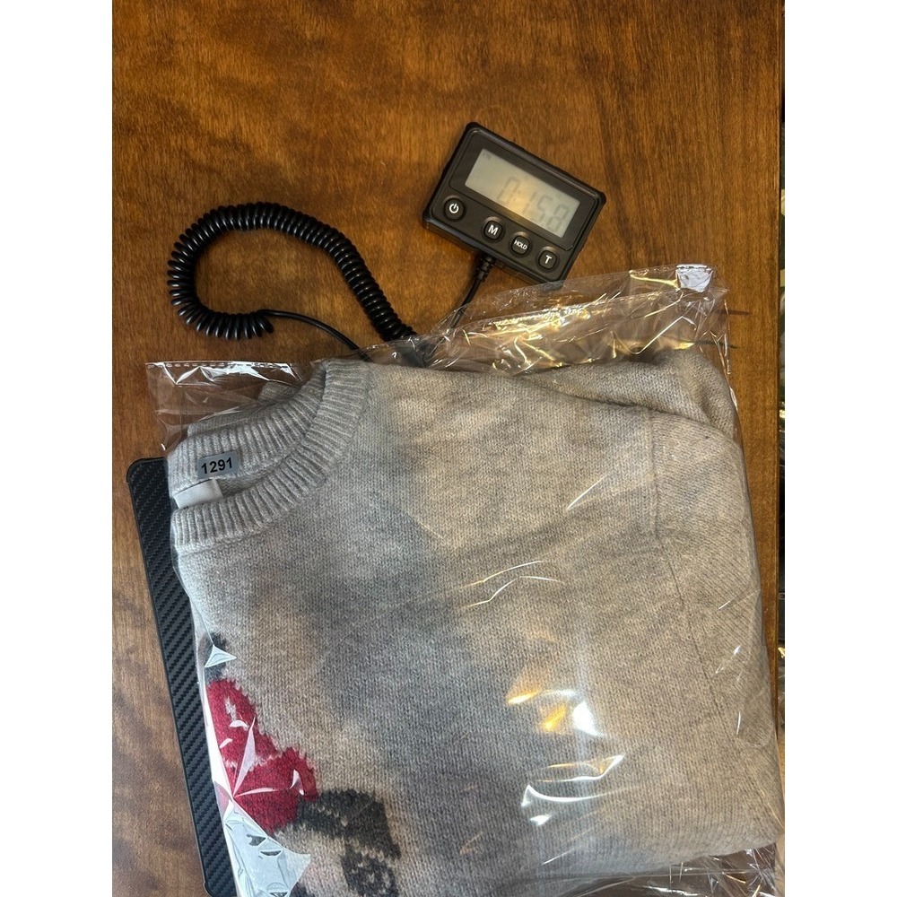 Goodfellow & Co Mens L Gray Crewneck Sweater Dog Santa Hat Christmas Normcore - Picture 8 of 8